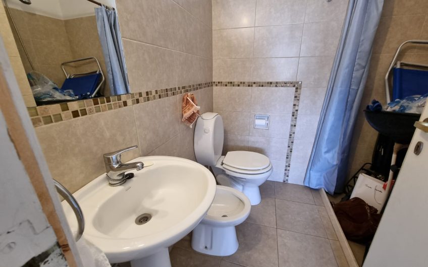 Apartamento de 3 dormitorios, con garage, vistas al mar.