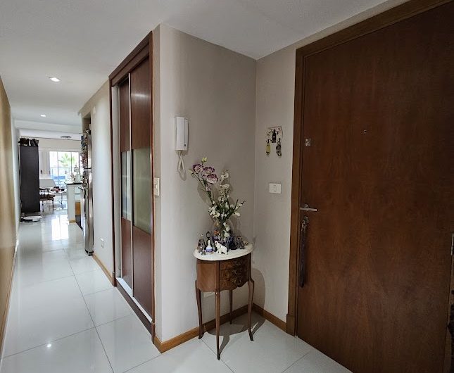 A pasos del mar, 1 dormitorio y medio, con garage