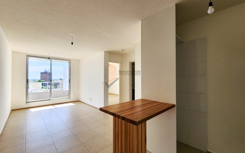Apartamento en Venta, un dormitorio con garage.