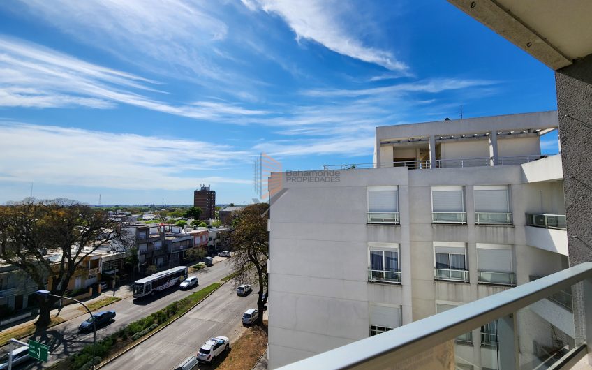 Apartamento en Venta, un dormitorio con garage.