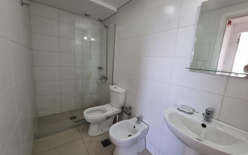 Apartamento 2 dormitorios, piso 15, con garage