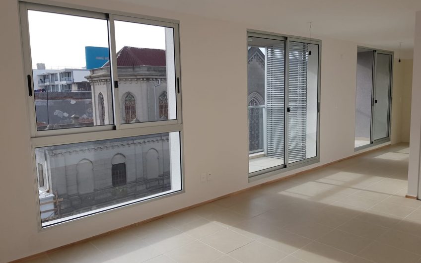 Apartamento, 2 dormimtorios, garage