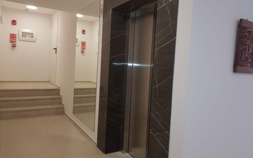 Apartamento, 2 dormimtorios, garage