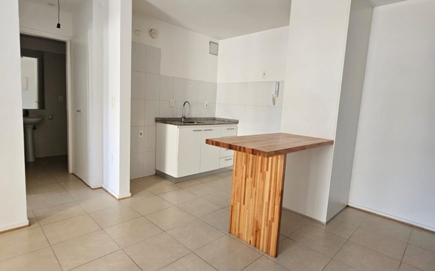 Apartamento con un dormitorio, piso 5.