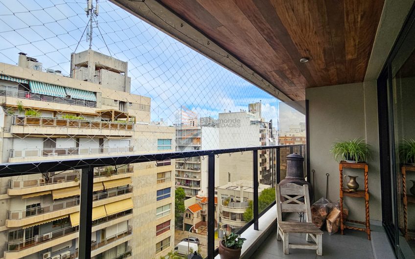 Apartamento 135 metros, garage, box, parrillero U$S 435.000