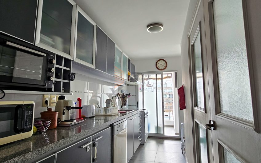 Apartamento 135 metros, garage, box, parrillero U$S 435.000