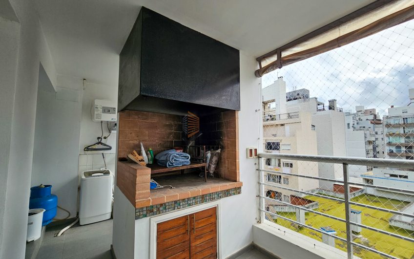 Apartamento 135 metros, garage, box, parrillero U$S 435.000