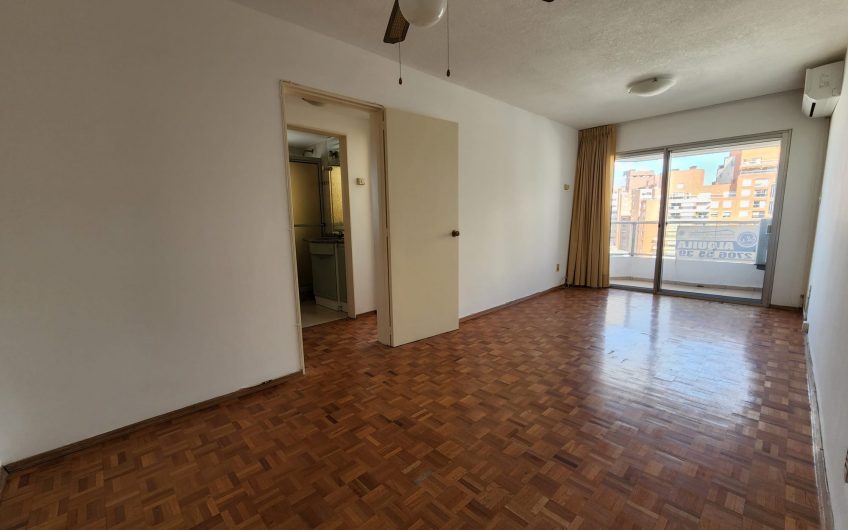 Apartamento 2 dormitorios, 2 baños y garage
