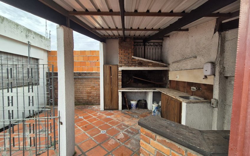 Casa en Padrón único, 307 mts, 15 mts de frente