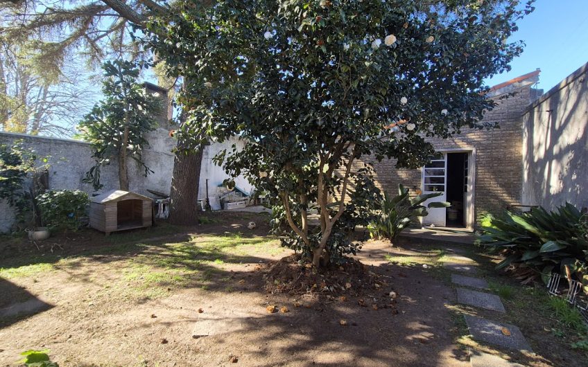 Casa, padrón único, 4 dormitorios, cocheras