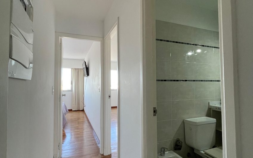 Apartamento, 2 dormitorios, 2 baños, piso 11